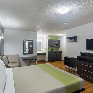 Studio Inn Extended Stay Oklahoma City Airport By Oyo Exterior photo