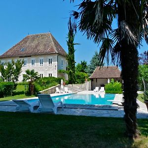 Domaine Du Manoir Bed & Breakfast Les Avenieres Exterior photo