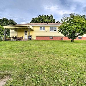 Albany Home With Fenced Yard And Patio - Pets Welcome! Exterior photo