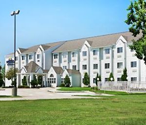 Microtel Inn & Suites Baton Rouge Exterior photo