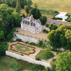 Chateau De Vaugrignon - Beer Spa Bed & Breakfast Esvres Exterior photo