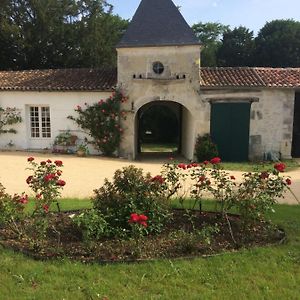 Le Logis Du Plessis Bed & Breakfast Chaniers Exterior photo