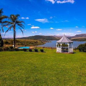 Blue Haze Country Lodge Estcourt Exterior photo