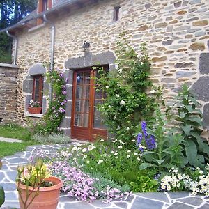 Le Martinou Bed & Breakfast Le Cayrol Exterior photo