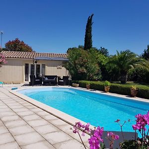 Chambre D Hotes A 4 Kms D Uzes " Chez Nadou " Bed & Breakfast Arpaillargues-et-Aureillac Exterior photo