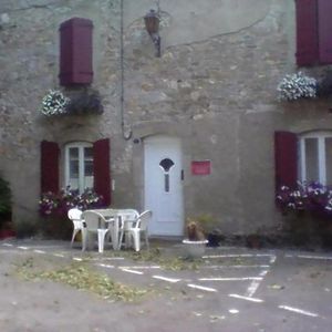 La Maison Des Vendangeurs Bed & Breakfast Trausse Exterior photo