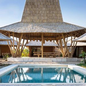 Maringi Sumba By Sumba Hospitality Foundation Hotel Waikelo Exterior photo