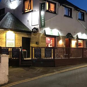 The Chlachain Inn Mallaig Exterior photo