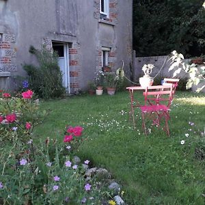 Chambre D Hote Chez Fany Bed & Breakfast Mur-de-Bretagne Exterior photo