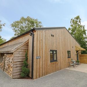 The Barn Villa Redditch Exterior photo