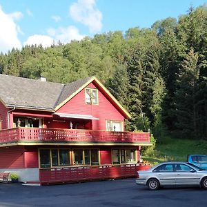 Kvamsdal Pensjonat 3 Hotel Eidfjord Exterior photo