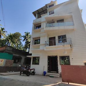 Bandekar Home Stay Malvan Exterior photo