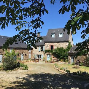 La Grande Chapelle Bed & Breakfast Ambrieres Les Vallees Exterior photo