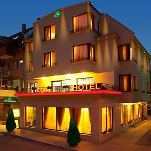 Contessa Hotel Shumen Exterior photo