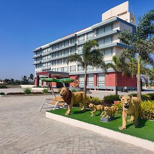 Vits The Somnath Gateway Hotel Exterior photo