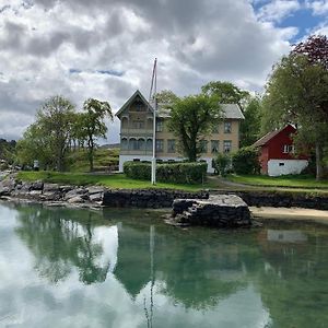 Skjerjehamn Hotel Anneland Exterior photo