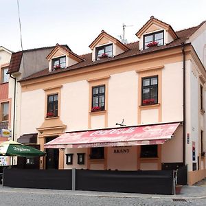 Penzion Chalupa U Mestske Brany Hotel Vyskov Exterior photo