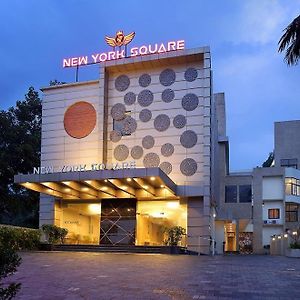 Hotel New York Square Kottayam Exterior photo