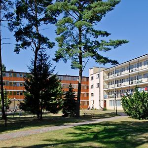 Osrodek Rehabilitacyjno-Wypoczynkowy Fama-Sta Hotel Mrzezyno Exterior photo