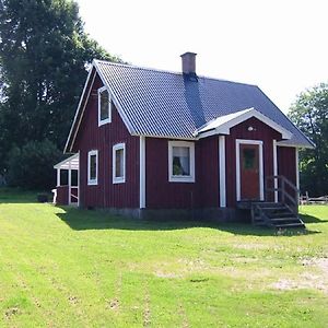 Aemtoen Villa Knared Exterior photo