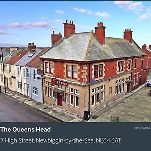 The Queens Head Hotel Newbiggin-by-the-Sea Exterior photo