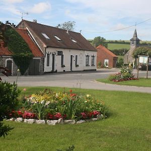 Au Petit Bled Bed & Breakfast Hermelinghen Exterior photo