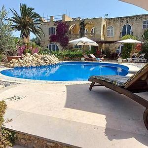 Dar Ta' Xmun - Idyllic Farmhouse With Pool, Garden, Seaview & Sunset Villa San Lawrenz Exterior photo