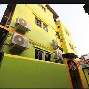 Karunamoyee Guest House Kolkata Exterior photo