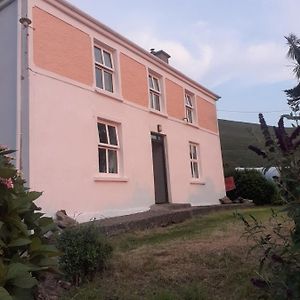 Gleann Loic Farmhouse Villa Dingle Exterior photo