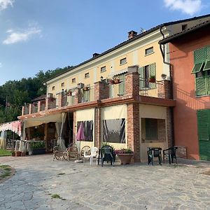 Casa Tavasso Bed & Breakfast Asti Exterior photo