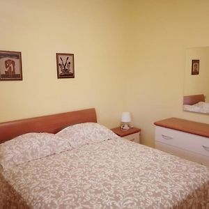 Elena Rooms Campobasso Exterior photo