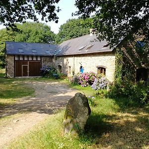 Les Longeres De Keridy Bed & Breakfast Brech Exterior photo