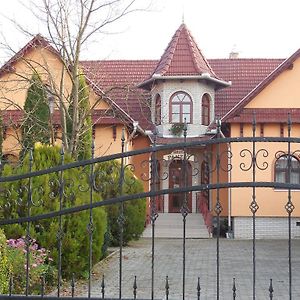 Hegyi Panzio Hotel Szilvasvarad Exterior photo