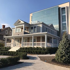 The Preston House And Hotel Riverhead Exterior photo