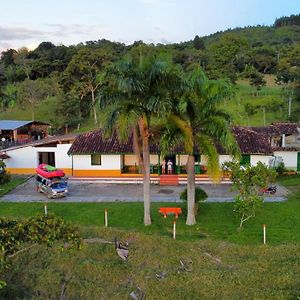 La Hacienda Hotel San Gil Exterior photo