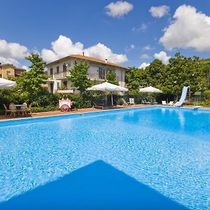 Hotel Giardino San Lorenzo in Campo Exterior photo