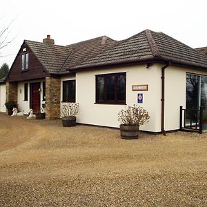 Shire Lodge B&B Bury  Exterior photo