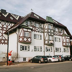 Astheimer Schloesschen Hotel Trebur Exterior photo