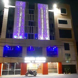 Golden Heaven Hotel Kolkata Exterior photo