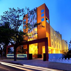 The Quorum Hotel Mysore Exterior photo