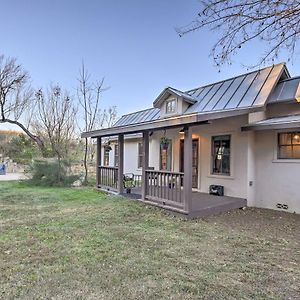 The Little Alsatian House 18 Miles To San Antonio Villa Castroville Exterior photo