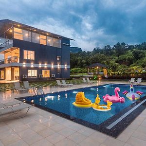 Saffronstays Sundowner: Lakeside Party Villa with Pool and Cricket Turf Karjat Exterior photo