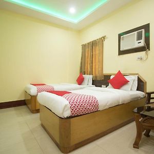 Oyo 16794 Bidhan Residency Hotel Siliguri Exterior photo