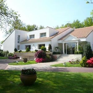 Les Jardins De La Muse, Piscine Couverte, Spa Et Fitness Hotel Basse-Goulaine Exterior photo