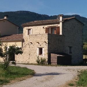 Maisonnette Le Cabanon Villa Sainte-Jalle Exterior photo