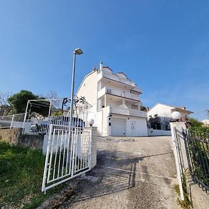 Villa Nena In Central Dalmatia Trogir Exterior photo