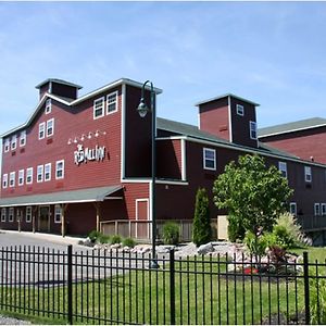 The Red Mill Inn Baldwinsville Exterior photo