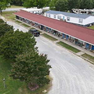 Four Oaks Lodging Hotel Smithfield Exterior photo