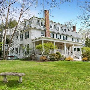 The Dewey Bed & Breakfast Lenox Exterior photo