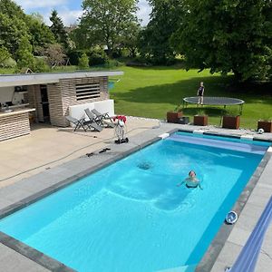 Appartement 5 Personnes Avec Acces Piscine Et Jacuzzi Villers-la-Ville Exterior photo